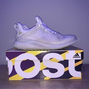 Men’s Adidas Alphabounce Triple White Size 8